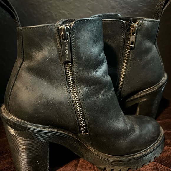 MAGDALENA WOMEN'S LEATHER HEELED CHELSEA BOOTS NOIR LABEL - Picture 4 of 8